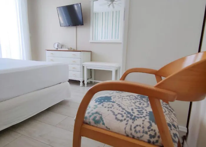 Rodeiramar 2a Hotel 2*